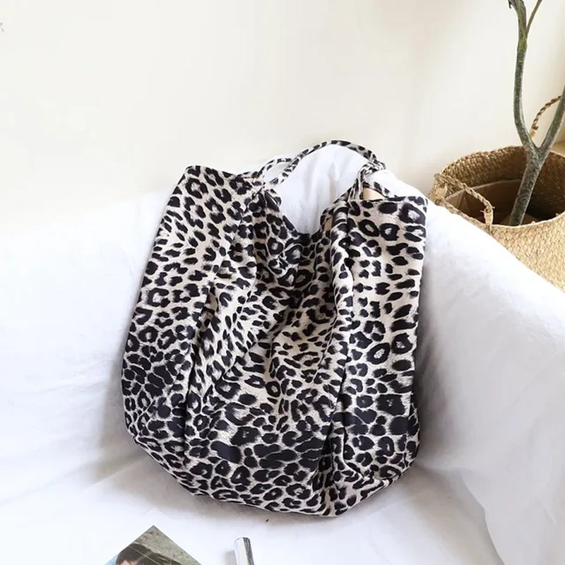 Oversize Casual Leopard Tote Bags Women Big Jumbo Fabric Reusable Shopping Slouch Bag Handbag Female Leisure Daily Shoulder Bag